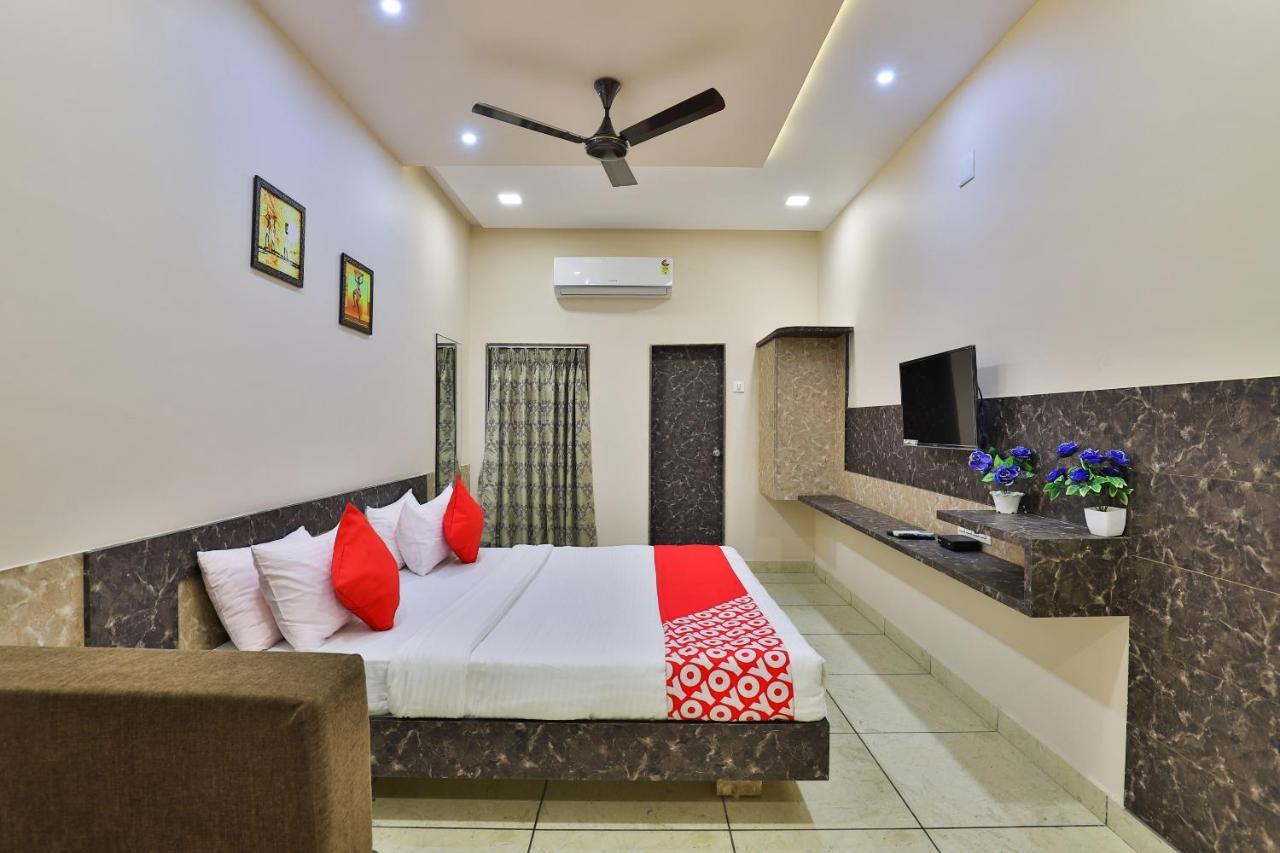 Oyo 26621 Hotel Tulsi Residency Jāmnagar Exterior foto
